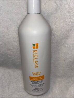 Biolage SmoothProof Conditioner - White Bottle